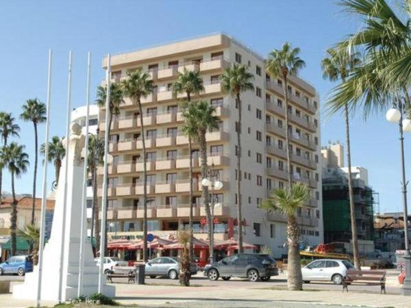 Апартаменты Top Floor Sea View Finikoudes Carisa Ithaki Court Ларнака Экстерьер фото